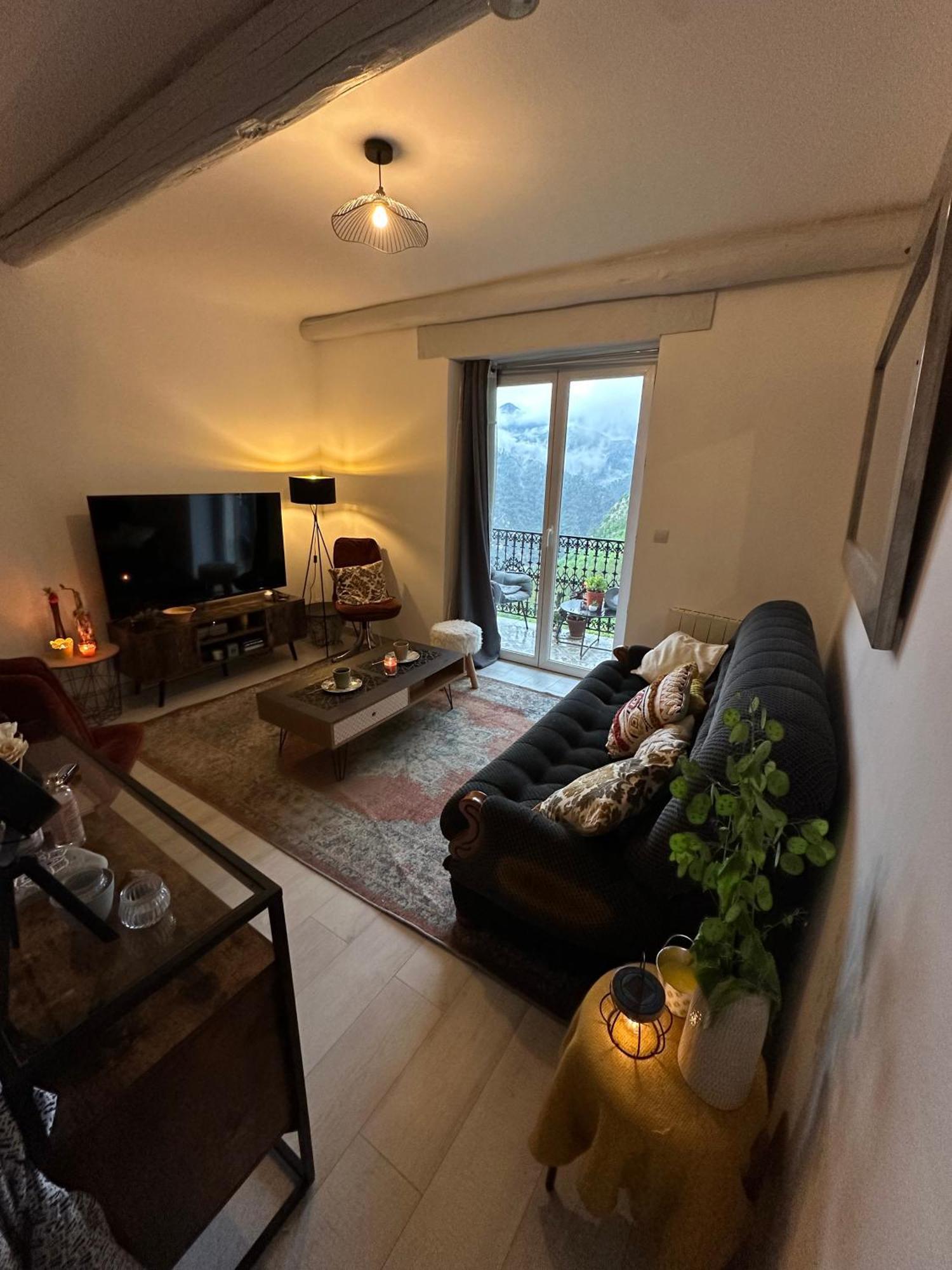 شقة Balcon Soleil, Un Havre De Paix Avec Vue Sublime Parfait Pour Un Week-End Au Calme Malaussene المظهر الخارجي الصورة